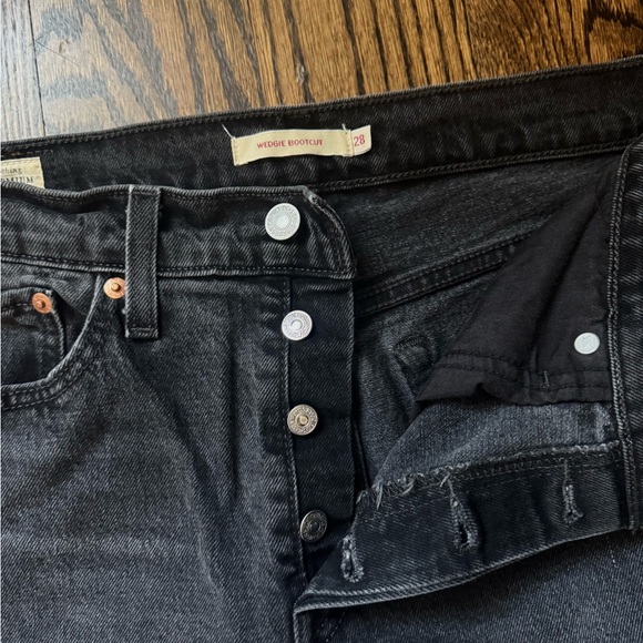 Levi's Women's Wedgie Bootcut Jeans - Picture 5 of 6